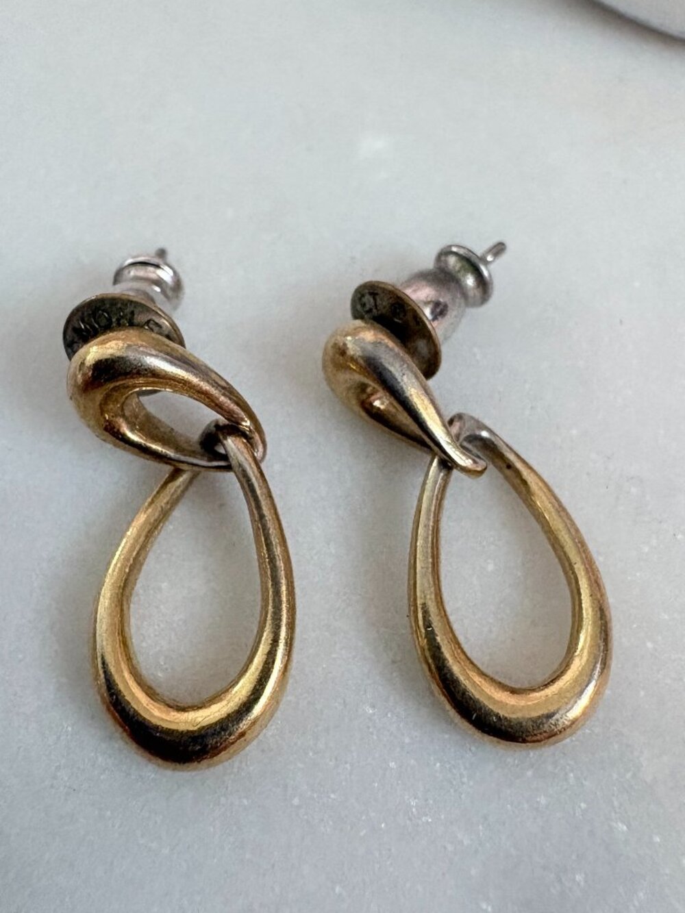 Vintage Monet Gold Tone Interlocking Teardrop Link Dangle Stud Earrings Flawed